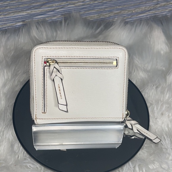 Dooney & Bourke Saffiano Small Zip Around Wallet - Off White used condition - Picture 4 of 13